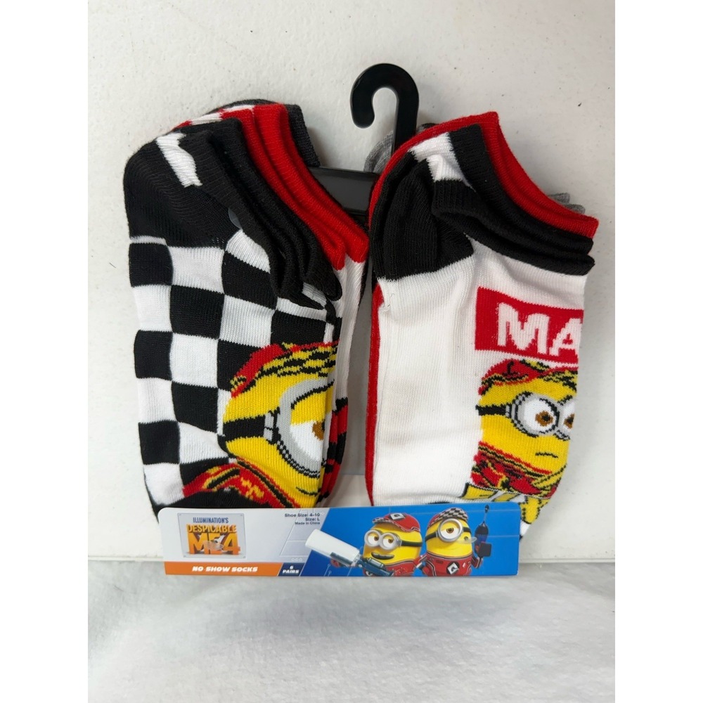 6 Pair Boys Illumination's Despicable Me 4 No-Show Socks.size L (Shoe size 4-10)